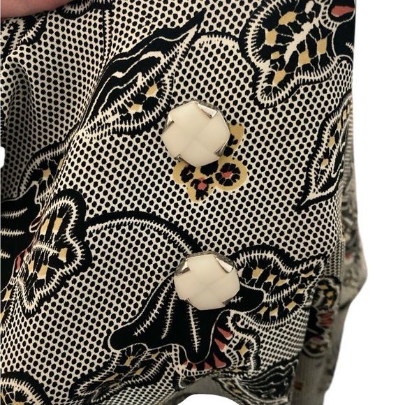 Vintage Floral Top-Made in Hong Kong Top- size Large- Gorgeous Print - Picture 5 of 6